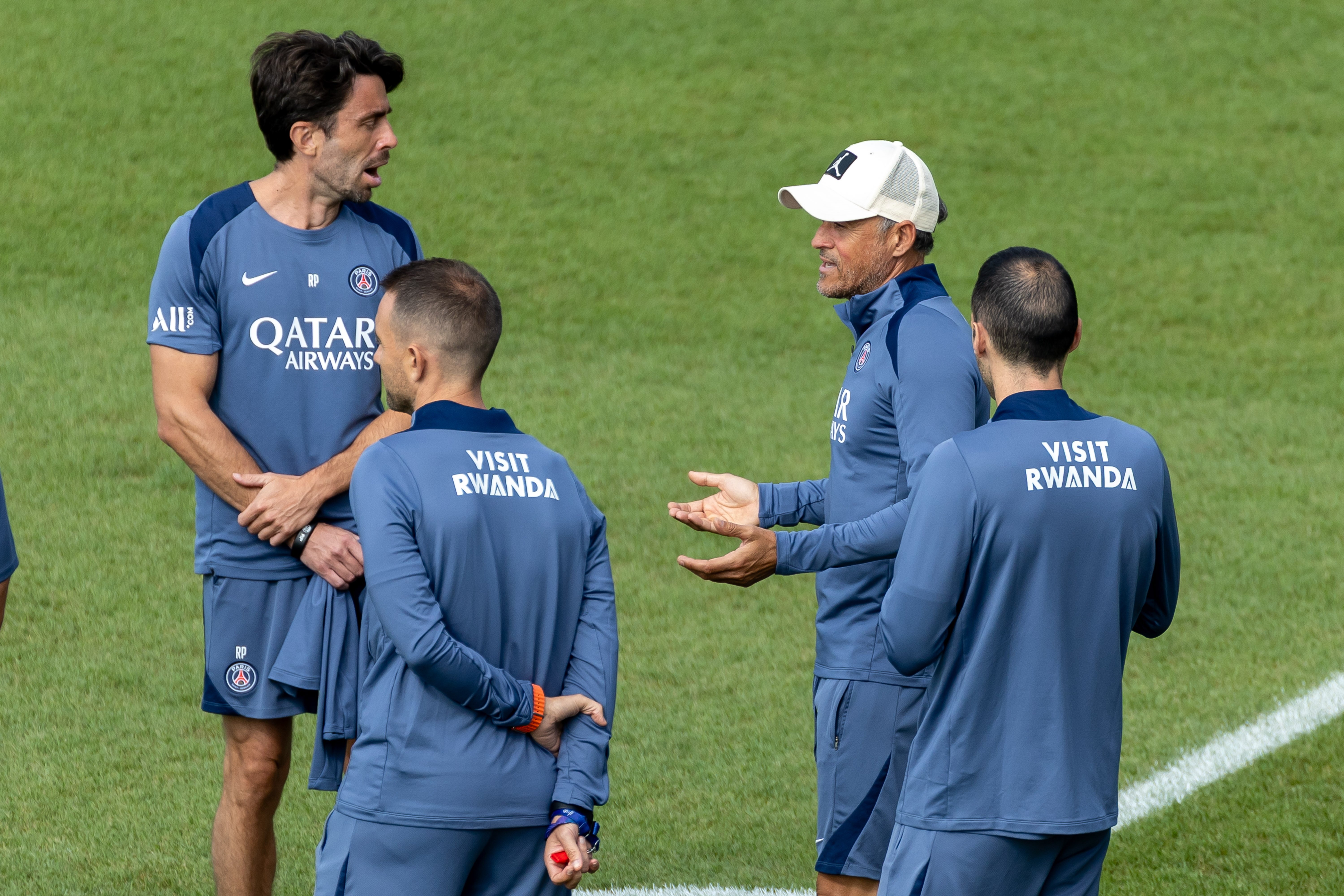 关于国际比赛日纽卡斯尔备战法甲洛杉矶湖人今晚复出首秀，浓眉哥在美国队比赛中晋级看傻球迷的信息